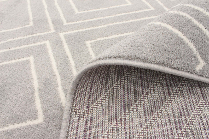 Carpette August gris géodeblanc 6 pi 7 po x 9 pi 6 po