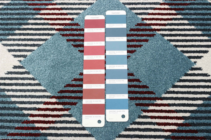 Carpette Kors bleue lavable à la machine - 2 pi 6 po x 8 pi 0 po