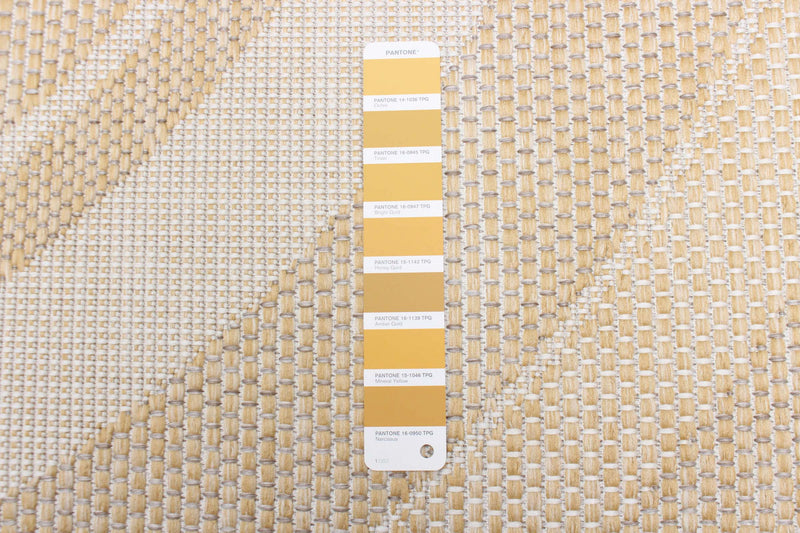 Carpette Neisha Modern dorée 6 pi 7 po x 9 pi 6 po