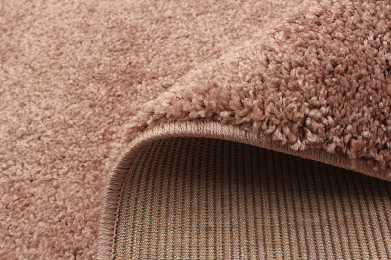 Carpette à poil long Lona rose 7 pi 10 po x 10 pi 0 po