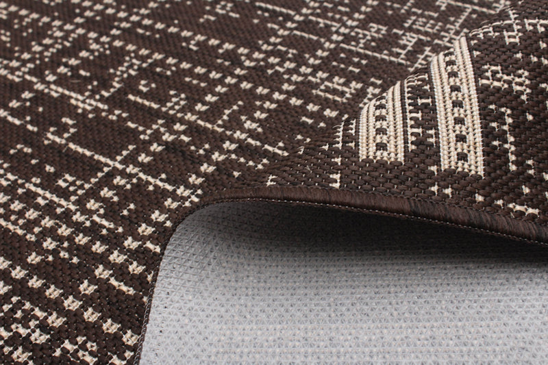 Carpette Joni chocolat - 4 pi 4 po x 6 pi 5 po
