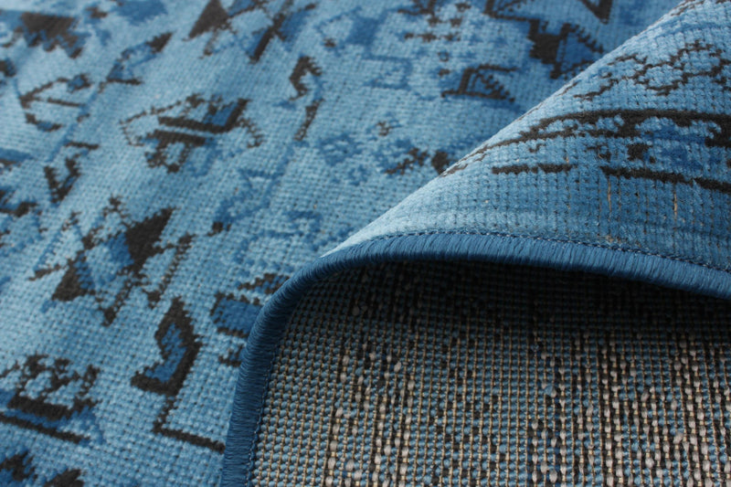 Carpette Awena bleue 4 pi 7 po x 6 pi 7 po