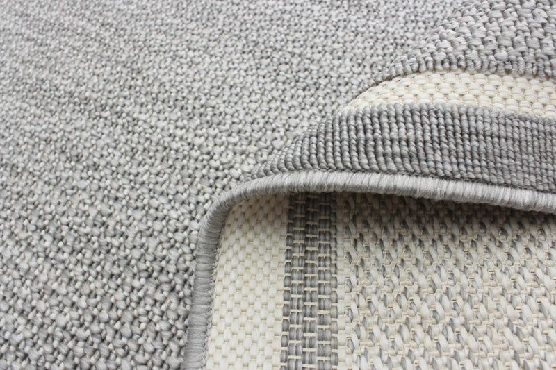 Carpette Marina grise 5 pi 3 po x 7 pi 7 po