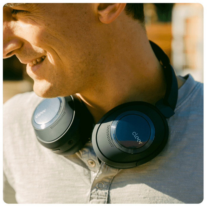 Casque d'écoute ALPHA de Cleer Audio - bleu marine