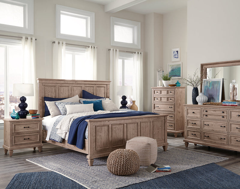 Ensemble Calistoga 5 pièces avec grand lit, commode verticale et table de nuit - gris tourterelle