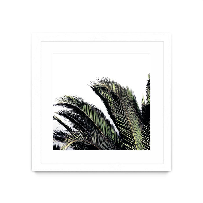 Œuvre d’art murale encadrée blanche et mate « Cape Storm » 36 x 36