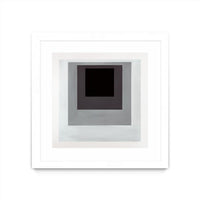 Œuvre d’art murale encadrée blanche et mate « Inside Box Thinker » 36 x 36