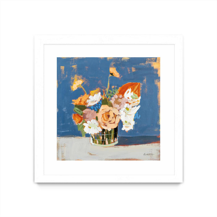 Œuvre d’art murale encadrée blanche et mate « Peach And White Bouquet » 36 x 36