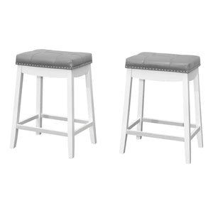 Tabouret bar blanc, argenté et d’apparence cuir, ensemble de 2