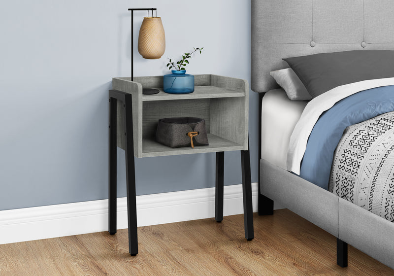 Table d’appoint métal noir et d’apparence bois gris