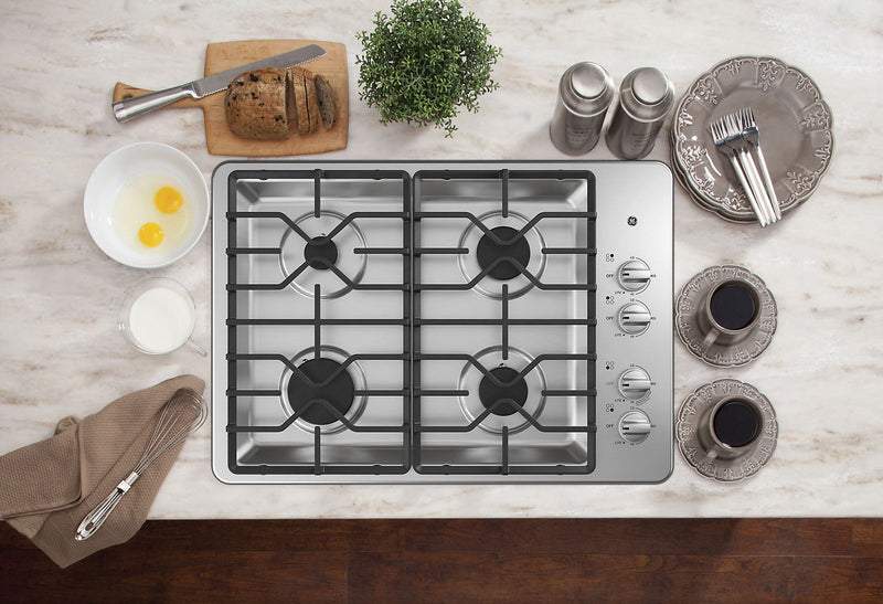 Surface de cuisson à gaz GE de 30 po à 4 éléments - acier inoxydable - JGP3030SLSS