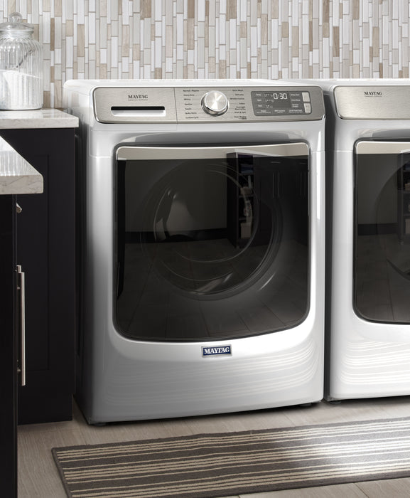 Laveuse à la vapeur intelligente haute efficacité Maytag à chargement frontal de 5,8 pi³ - blanche - superposable - MHW8630HW