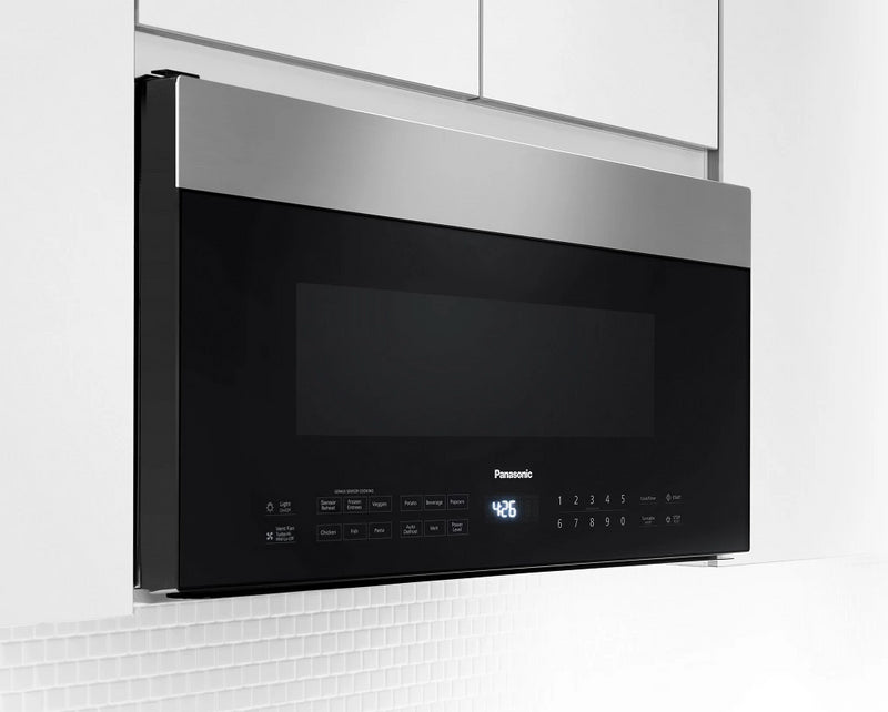 Micro-ondes à hotte intégrée Panasonic de 1,9 pi³ avec conception sans cadre en verre fumé et puissant ventilateur d'évacuation - acier inoxydable - NNSG158S