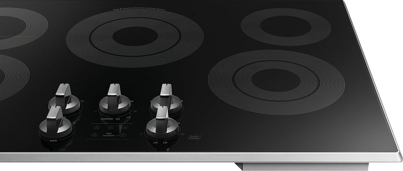 Surface de cuisson électrique intelligente Samsung de 30 po à 5 éléments avec commandes à boutons - acier inoxydable - NZ30K6330RS/AA