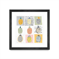 Œuvre d’art murale encadrée noire et mate « Nine Pineapples » 36 x 36