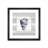 Œuvre d’art murale encadrée noire et mate « Muted Blue Shell On Wood » 36 x 36