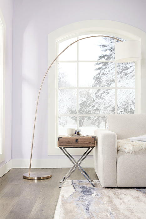 Table d'appoint Alana de 18,25 po avec rangement - grise et chrome