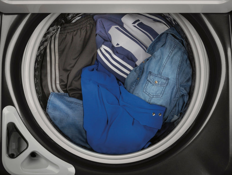 Laveuse à chargement par le haut de 5,3 pi³ et sécheuse électrique de 7,4 pi³ de GE
