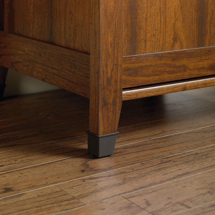Armoire décorative Carson Forge – cerisier de Washington