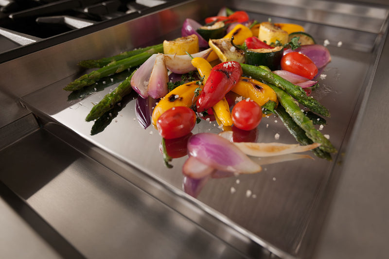 Surface de cuisson à gaz KitchenAid de 48 po de style commercial avec gril - KGCU484VSS 