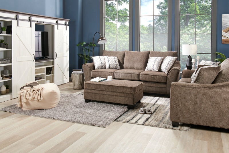 Causeuse Febe de 75 po fabriquée au Canada en tissu de chenille avec accoudoirs évasés et coussins décoratifs - brune