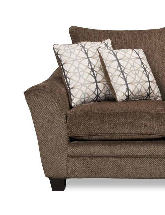 Causeuse Febe de 75 po fabriquée au Canada en tissu de chenille avec accoudoirs évasés et coussins décoratifs - brune