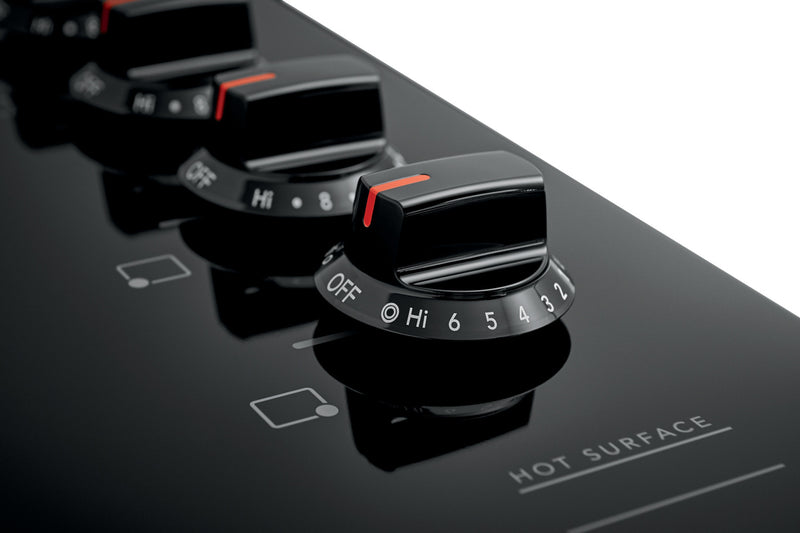 Surface de cuisson électrique Frigidaire de 30 po à 4 éléments - noire - FFEC3025UB