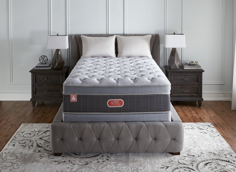 Ensemble moelleux Euro-plateau épais divisé à profil bas Hotel Diamond 6 Beautyrest pour grand lit