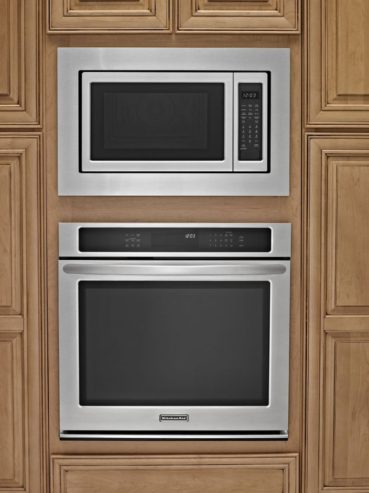 Trousse d'encastrement KitchenAid de 30 po pour four à micro-ondes – MKC2150AS