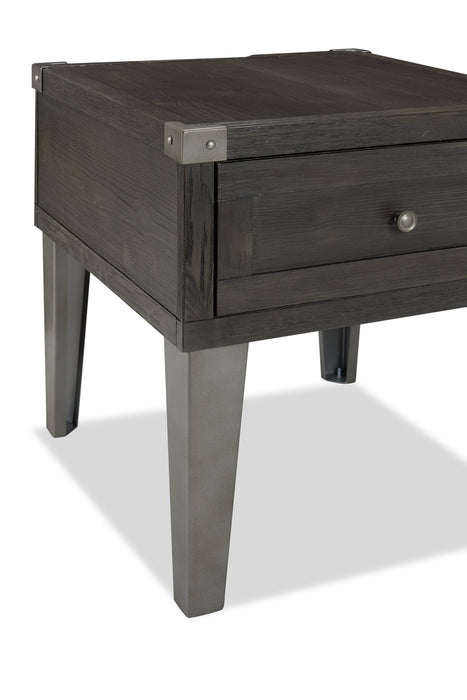 Table de bout industrielle Hilla de 22,38 po avec rangement - bois brun foncé avec pattes en métal