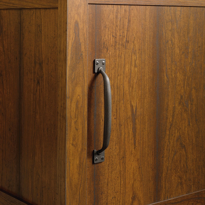 Armoire décorative Carson Forge – cerisier de Washington