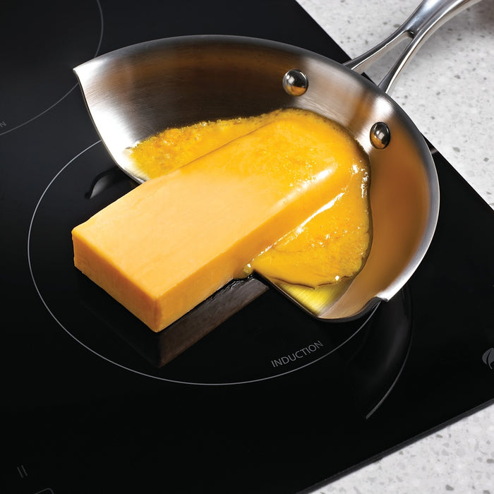 Surface de cuisson électrique à induction Whirlpool GoldMD de 30 po - noire