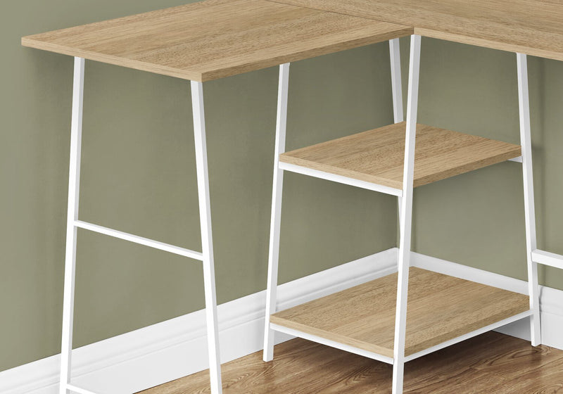 Bureau en forme de L Evlin de 42 po à tablettes - naturel