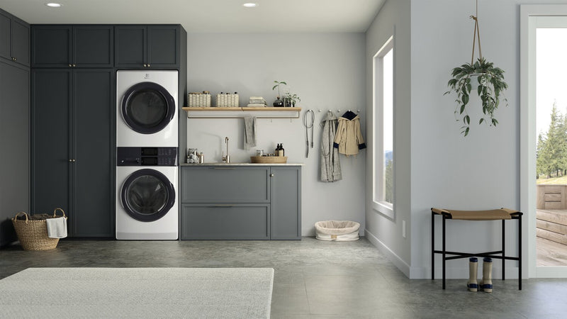Tour de buanderie Laundry TowerMC Electrolux à chargement frontal de 5,1/8,0 pi³ - blanche - ELTE730CAW