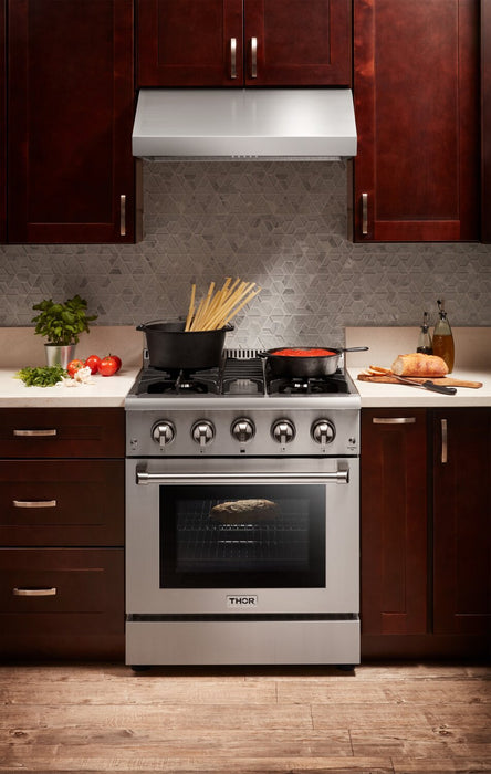 Hotte de cuisinière sous l’armoire professionnelle Thor Kitchen de 36 po - TRH3605