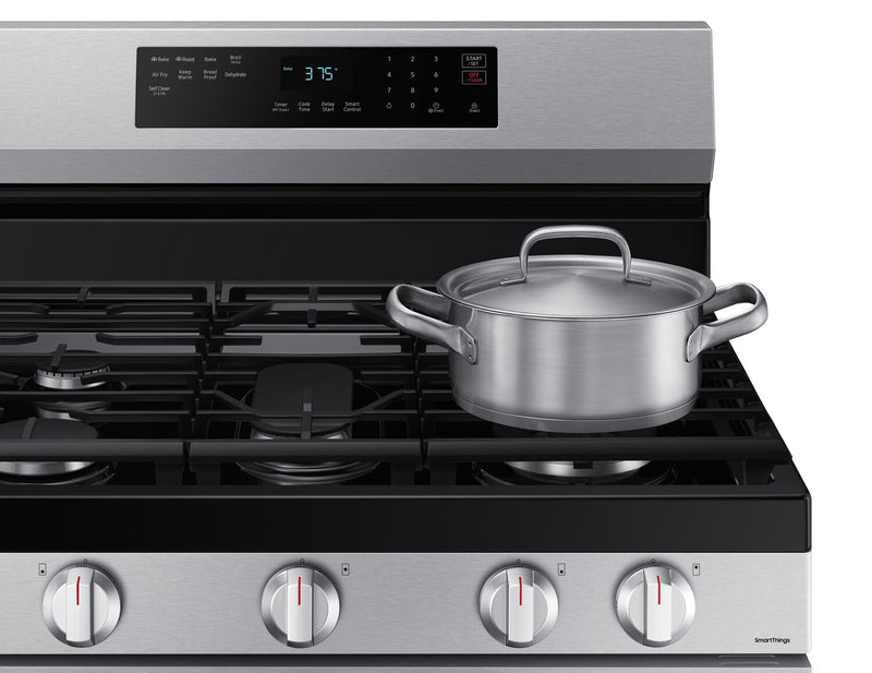 Cuisinière intelligente à gaz amovible Samsung de 6 pi³ avec friture à air - acier inoxydable - NX60A6511SS/AA