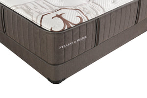 Ensemble matelas Ashton Gate collection Founders de Stearns & Foster pour très grand lit