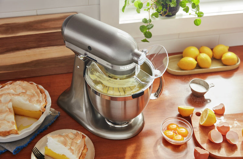 Batteur sur socle à tête inclinable KitchenAid de la série Artisan avec trousse d'accessoires de qualité supérieure - KSM195PSMS