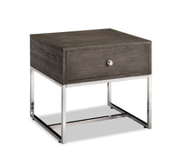 Table de bout moderne Echo de 24 po avec rangement - brune avec pattes en métal argenté