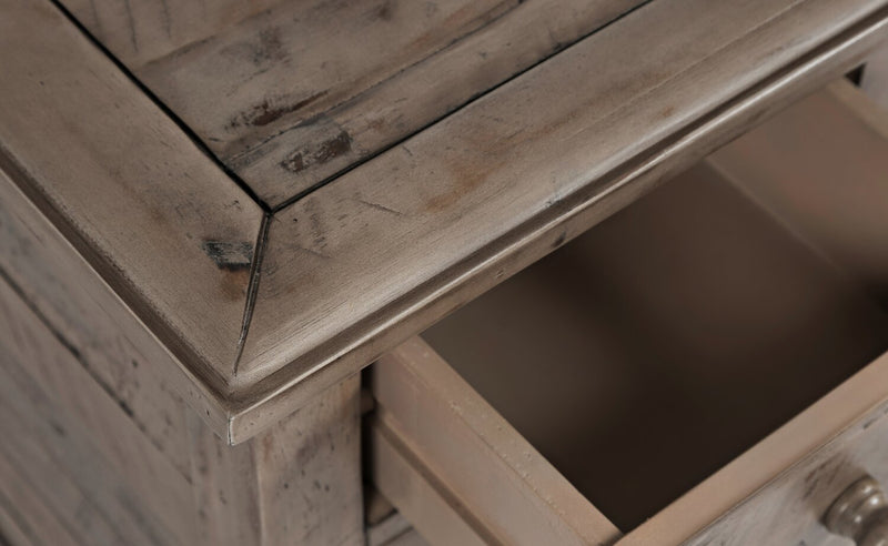 Table de fauteuil Rocco de 16 po avec USB - bois naturel