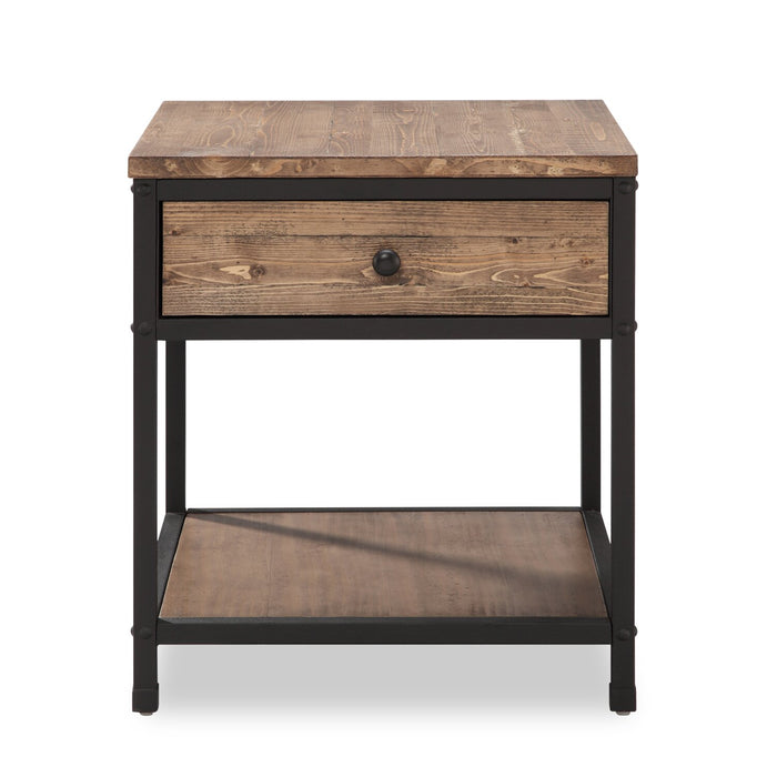 Table de bout rustique Giana de 22 po avec rangement et tablette - pin vieilli brun avec armature en métal noir