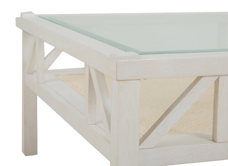 Table à café carrée traditionnelle Ellison de 38 po avec dessus en verre et tablette - bois blanc antique