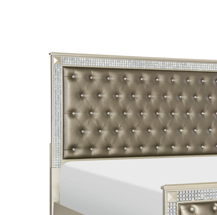 Ensemble de chambre à coucher Tyra 5 pièces somptueux en cuir végétalien avec lit, commode et miroir, champagne - format grand lit