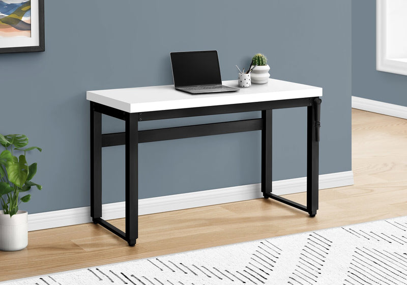 Bureau Kai de 47,25 po à hauteur réglable - blanc et noir
