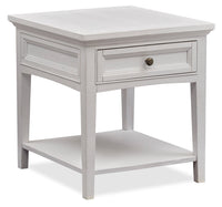 Table de bout traditionnelle Heron Cove de 20 po avec rangement et tablette - pin blanc