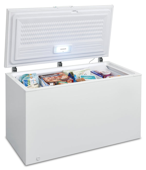 Congélateur coffre Frigidaire de 14,8 pi3 - FFCL1542AW