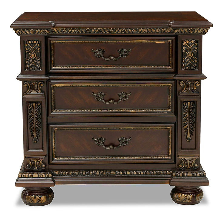 Table de nuit Wynn de 31 po (L) x 29,5 po (H) à 3 tiroirs - brun cerisier