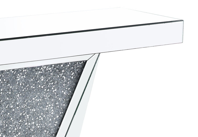 Table de salon somptueuse Rosie de 47,5 po avec dessus en miroir et en verre - métal argenté avec pattes à apparence de diamant