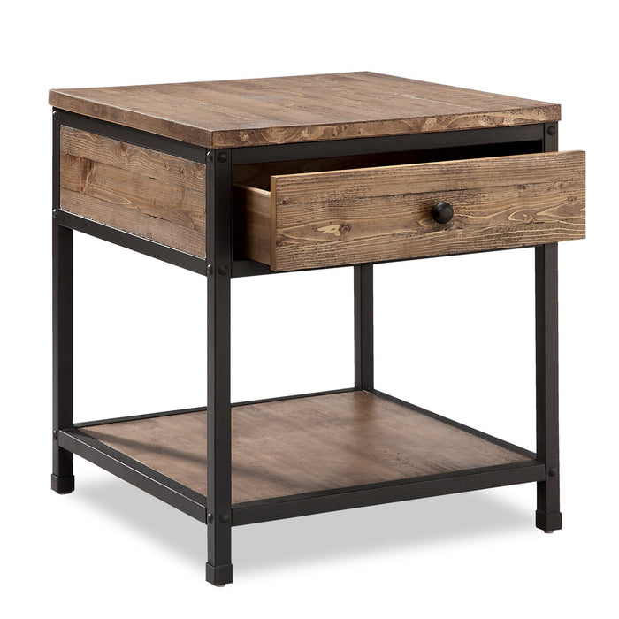 Table de bout rustique Giana de 22 po avec rangement et tablette - pin vieilli brun avec armature en métal noir