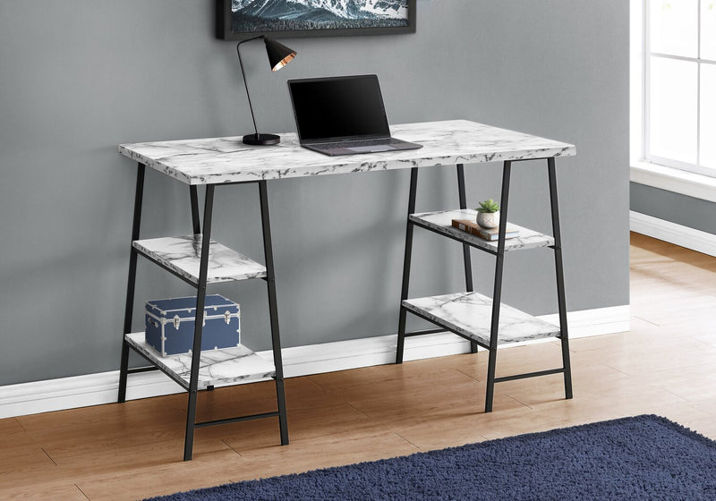 Bureau Jonnie de 47,25 po avec pattes de type chevalet - apparence marbre blanc